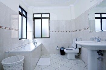gemsuites state house