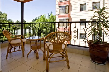 gemsuites state house