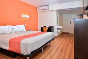 Days Inn By Wyndham Brawley,Imperial>>Brawley,2 star