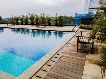 Homey Studio Room Tree Park Apartment Near Bsd City,,0 star