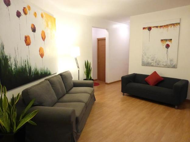 aptbcn super balmes guest house