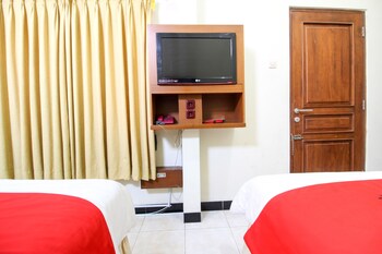 reddoorz plus tegal panggung