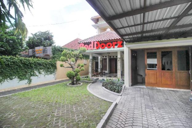 reddoorz plus tegal panggung