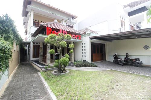 reddoorz plus tegal panggung