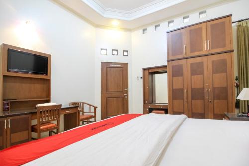 reddoorz plus tegal panggung