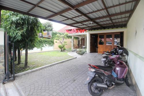 reddoorz plus tegal panggung