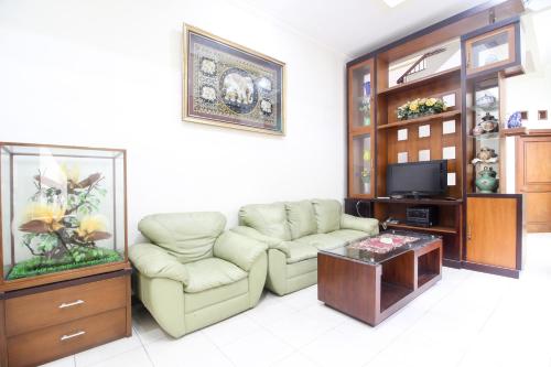 reddoorz plus tegal panggung