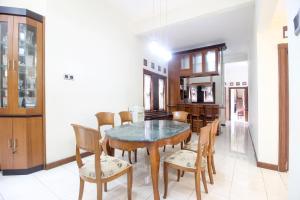 reddoorz plus tegal panggung