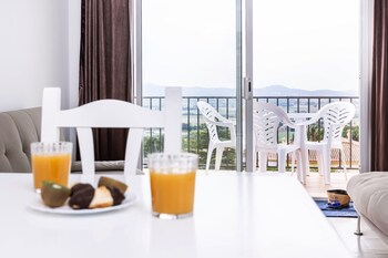 apartamentos torre vella