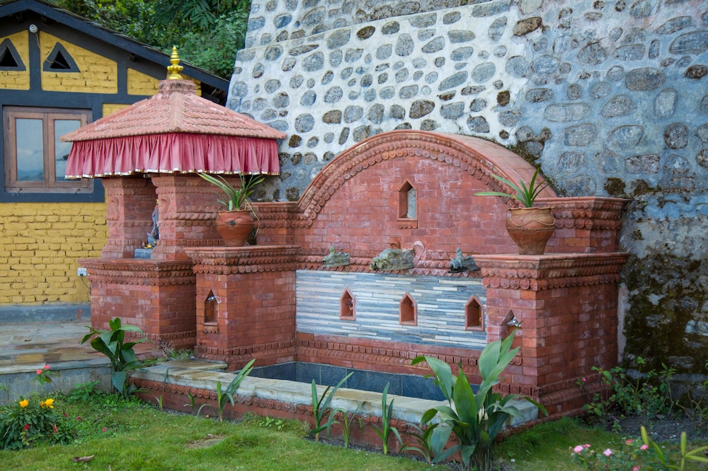the lapsi tree resort