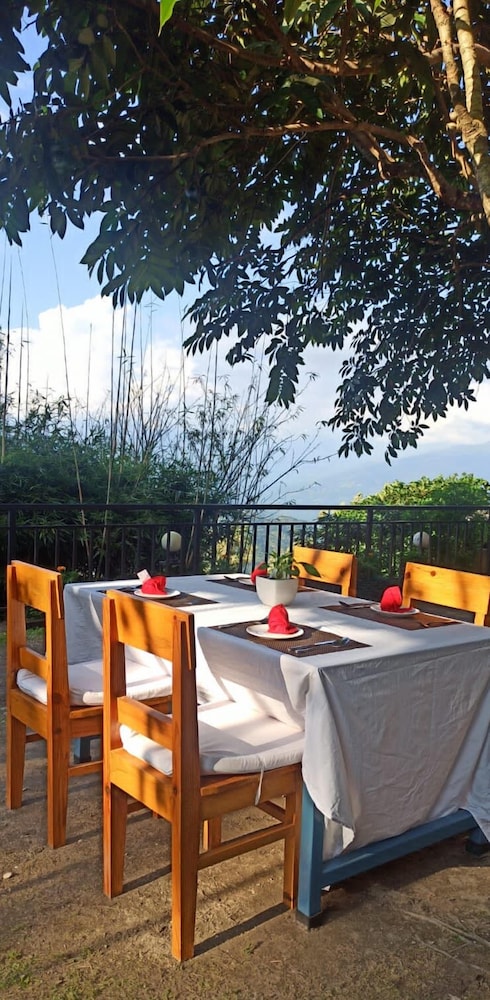 the lapsi tree resort