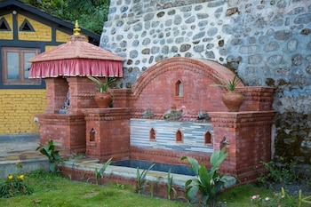 the lapsi tree resort