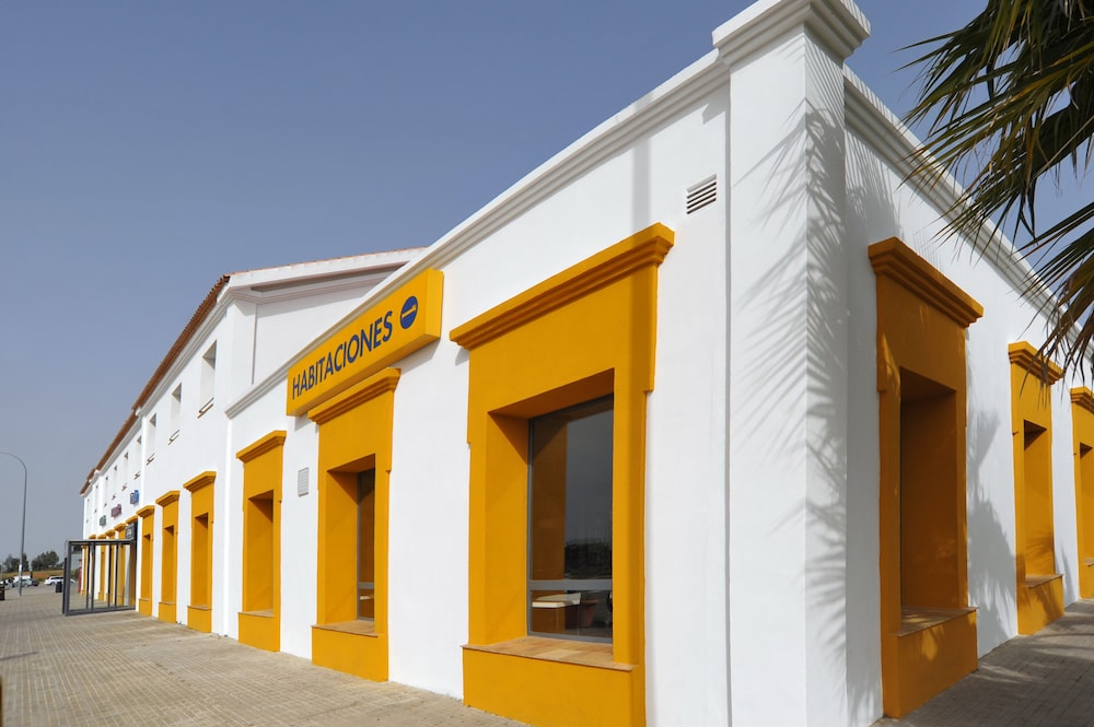 as hotels chucena