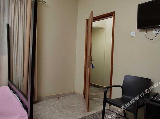 palm gardens and guest house