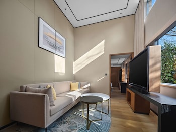 atour hotel pinghai road west lake hangzhou