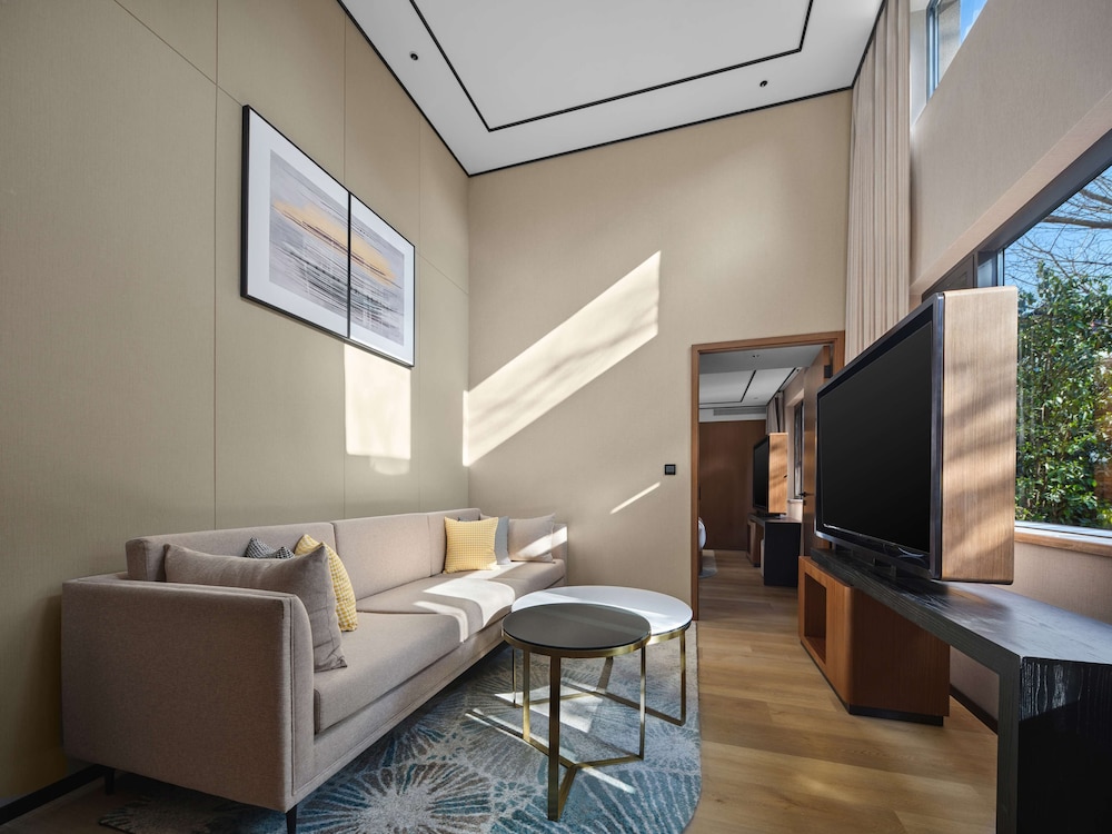 atour hotel pinghai road west lake hangzhou