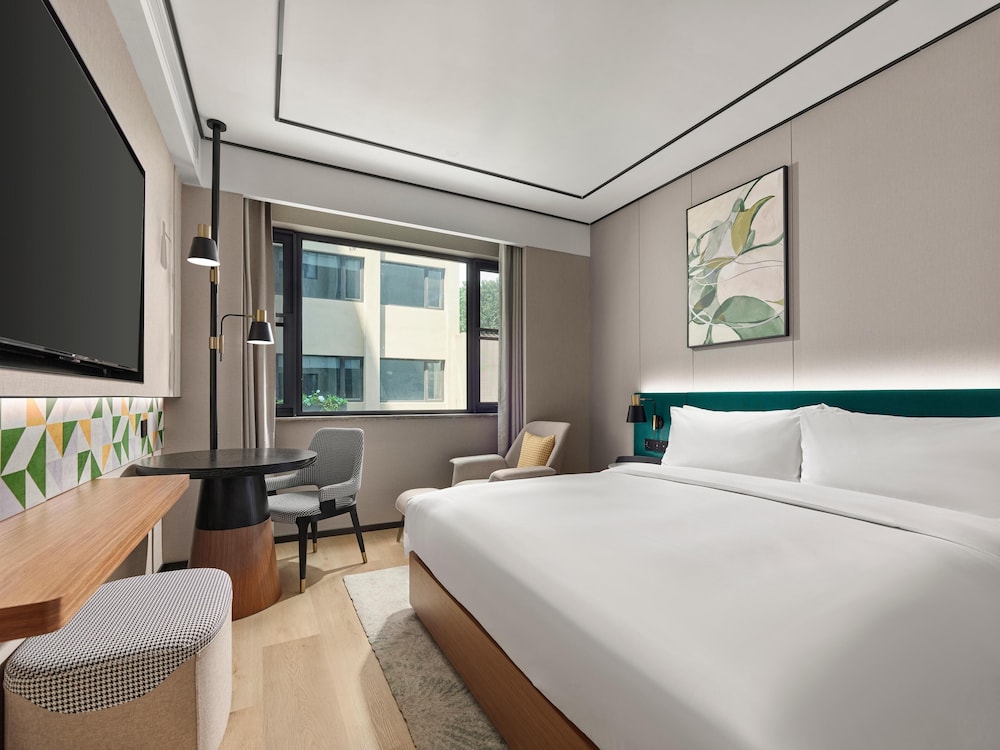 atour hotel pinghai road west lake hangzhou