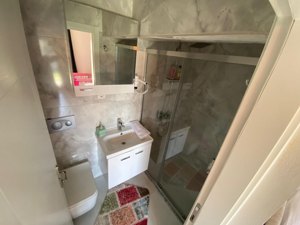 dalaman airport guesthouse