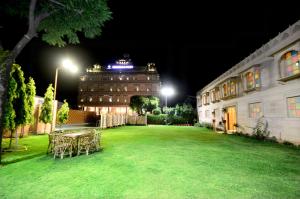 Crimson Park - The Heritage,Mansagar Lake>>Jaipur,4 star
