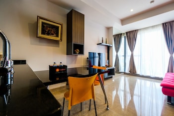 elegant 1br branz bsd apartment near aeon mall