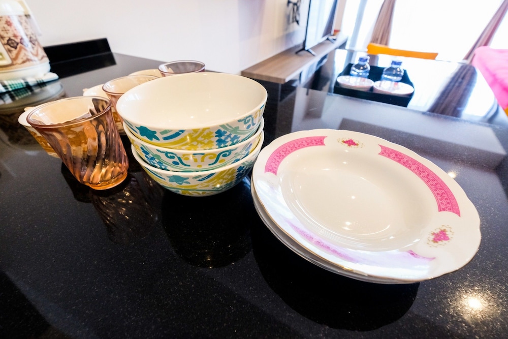 elegant 1br branz bsd apartment near aeon mall