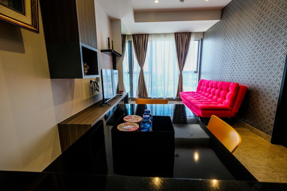 elegant 1br branz bsd apartment near aeon mall