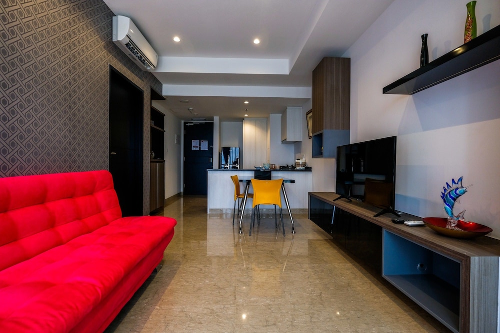 elegant 1br branz bsd apartment near aeon mall