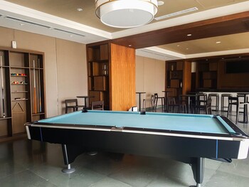 elegant 1br branz bsd apartment near aeon mall