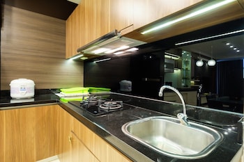 modern elegant design lavenue apartment