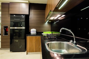 modern elegant design lavenue apartment