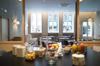 Globe Et Cecil,Lyon>>La Presqu'ile,4 star