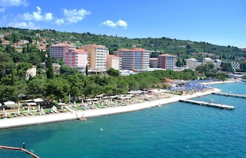 monfort apartments