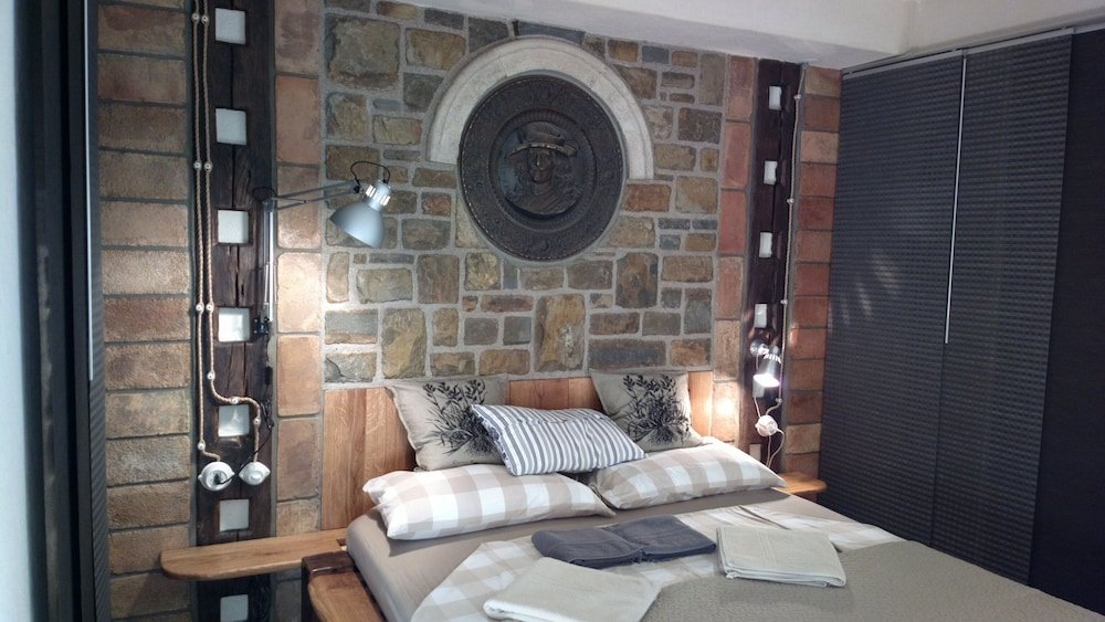monfort apartments