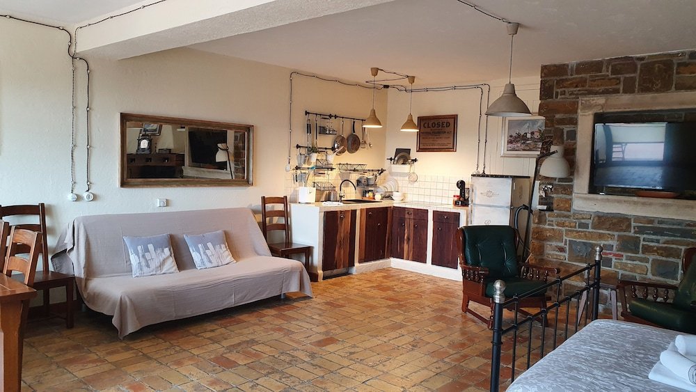 monfort apartments