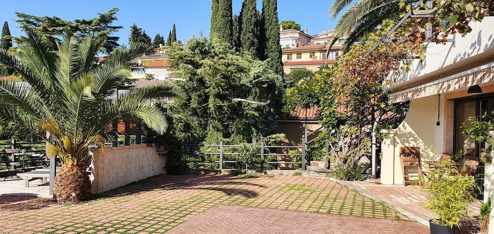 monfort apartments