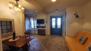 monfort apartments