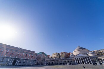 le 4 stagioni dante h napoli centro