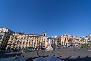 le 4 stagioni dante h napoli centro