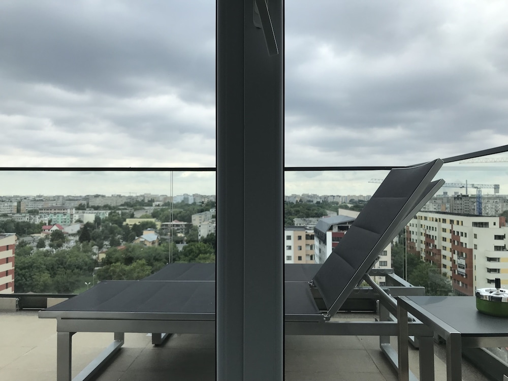 luxury westpark 2 residence lake view w2