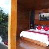 manohara resort