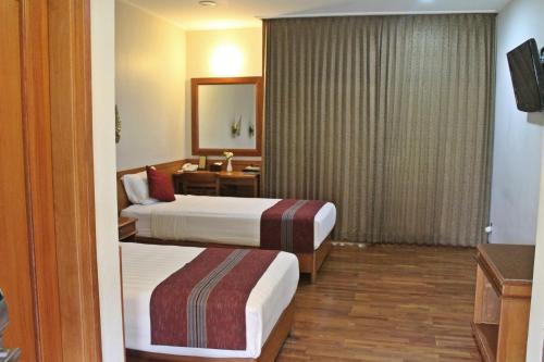 manohara resort