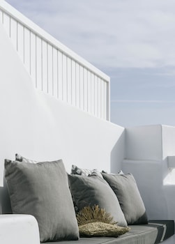 roofs of chora townhouse with rooftop pool adults only