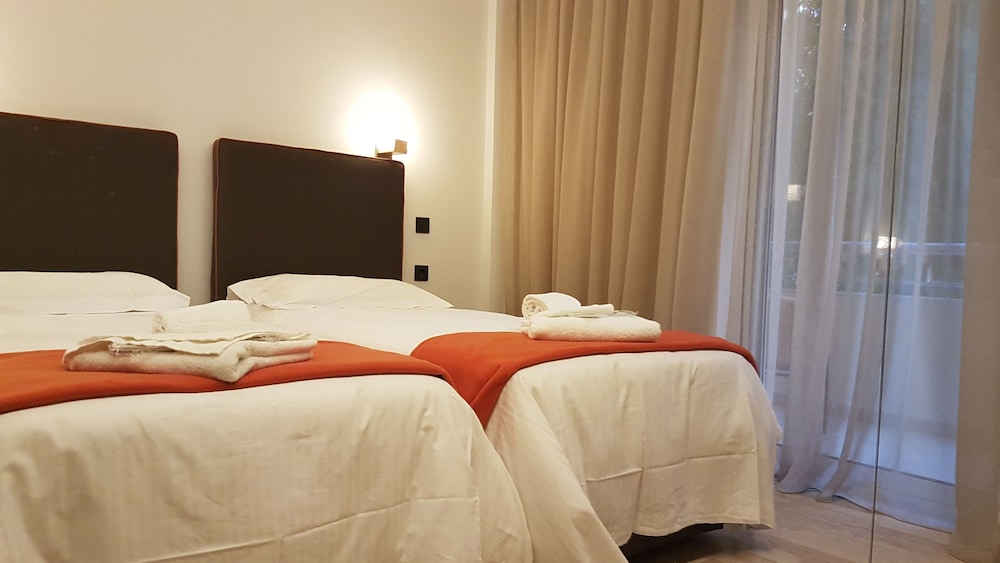 anastazia luxury suites and rooms