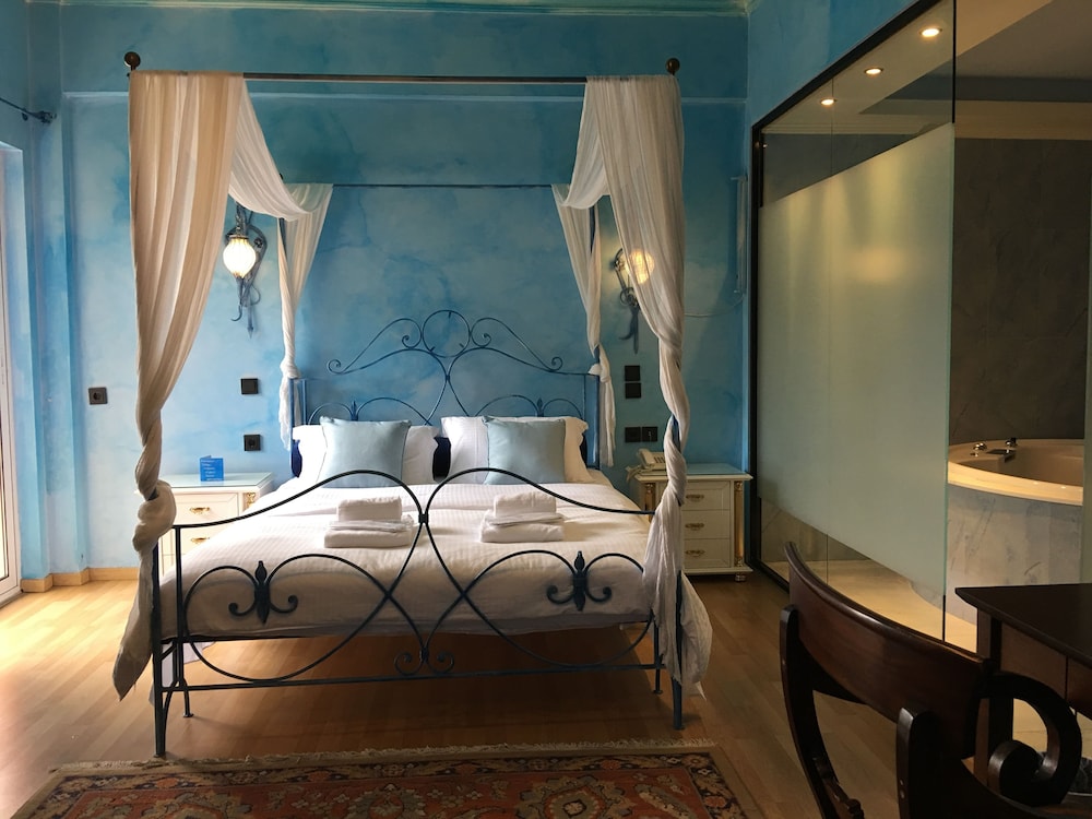 anastazia luxury suites and rooms