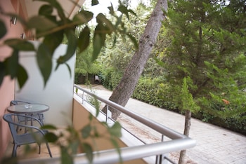 anastazia luxury suites and rooms