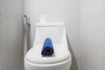 pool view 2br at dian regency apartment