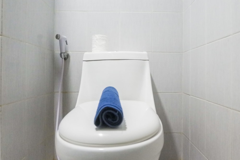 pool view 2br at dian regency apartment