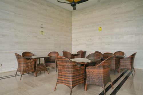 yelloduck rooms and apartments casa residency