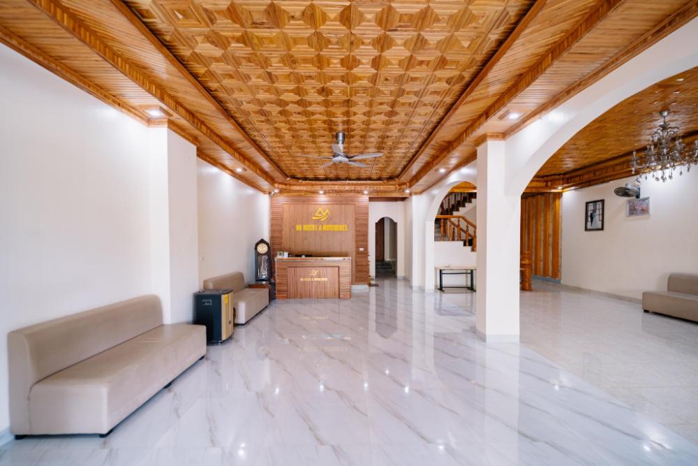 hg hostel and motobikes