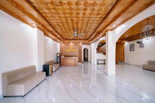 hg hostel and motobikes